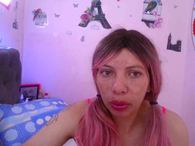 queenabril webcam