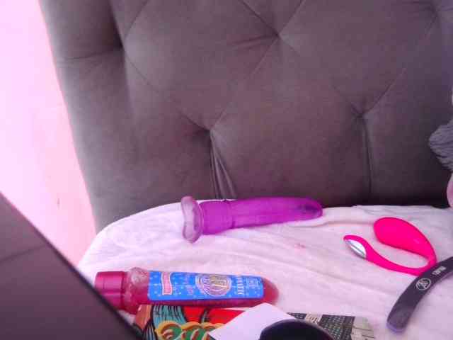 queenabril webcam