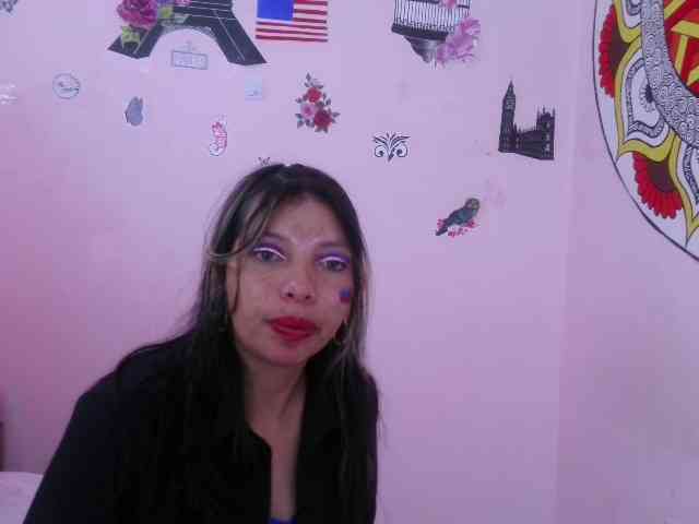 queenabril webcam