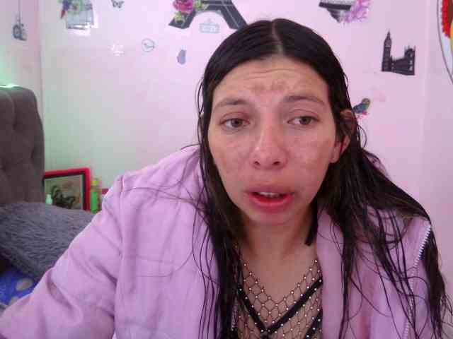queenabril webcam