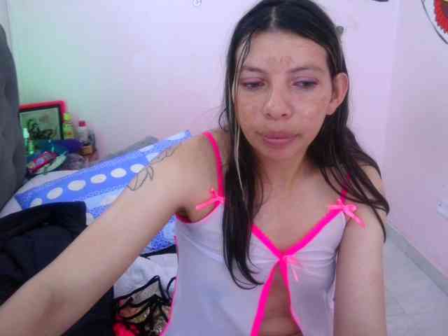 queenabril webcam