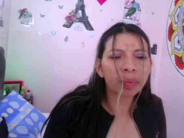 queenabril webcam