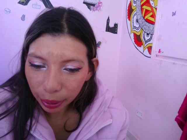 queenabril webcam