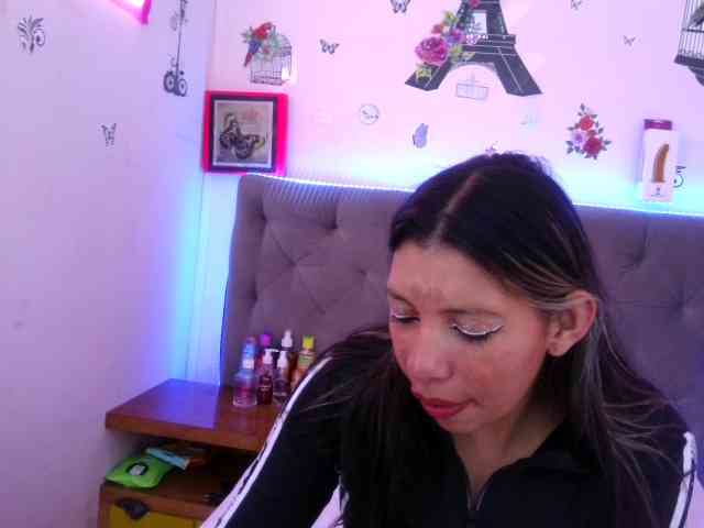 queenabril