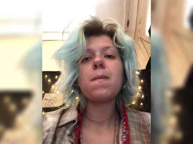 KellyFeel webcam