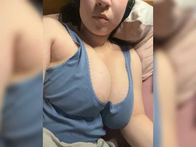 blue-moonlight's BongaCams show and profile