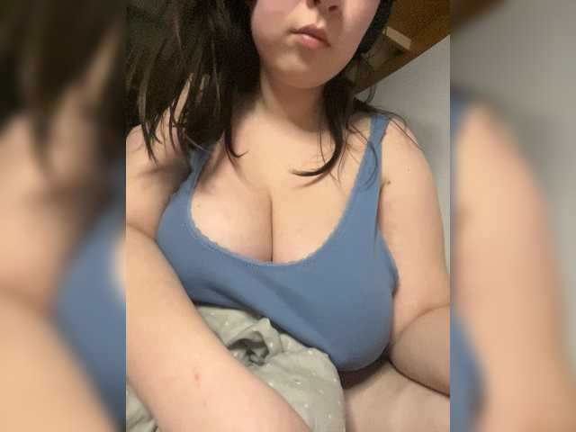 blue-moonlight's BongaCams show and profile