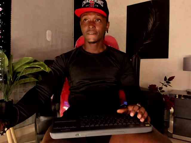 DannSmmith DannSmmith