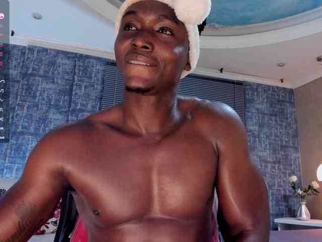 DannSmmith Live Webcam on {site_name}