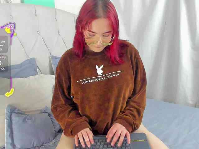 KateMessy1 webcam