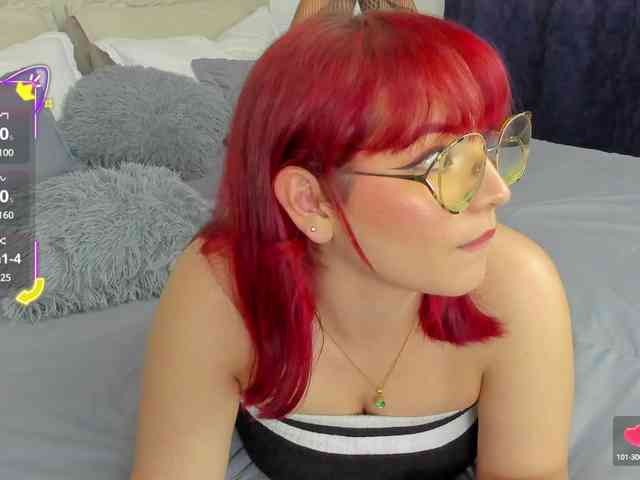 KateMessy1 webcam