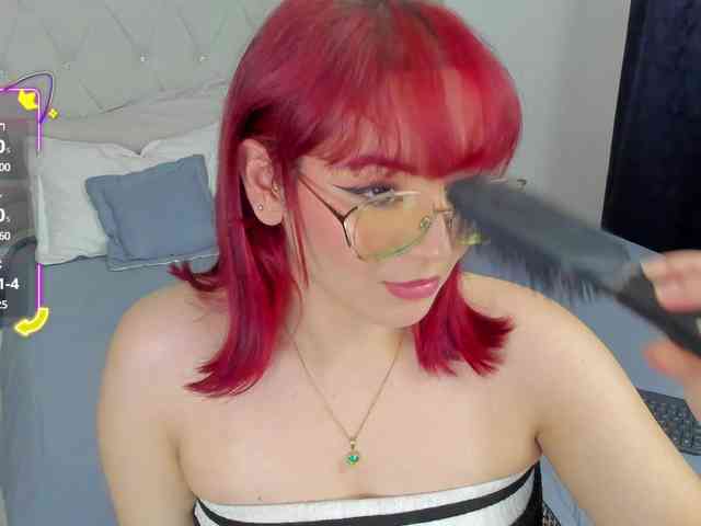 KateMessy1 webcam