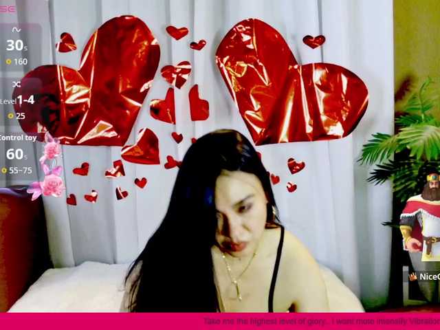 MorenaLee's BongaCams show and profile