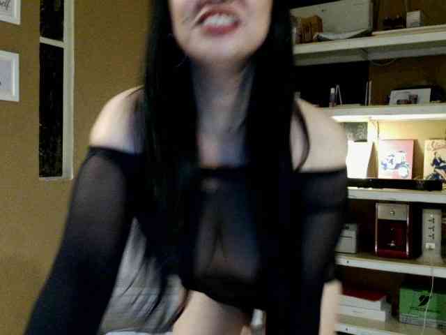 MorenaLee Live Webcam on BongaCams