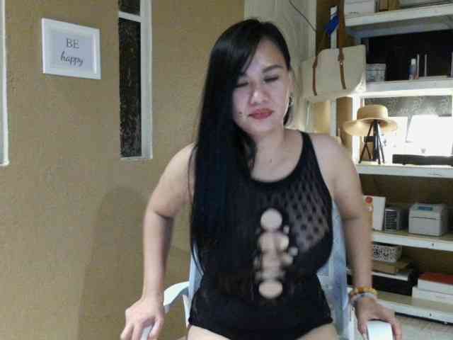 free live cam sex MorenaLee