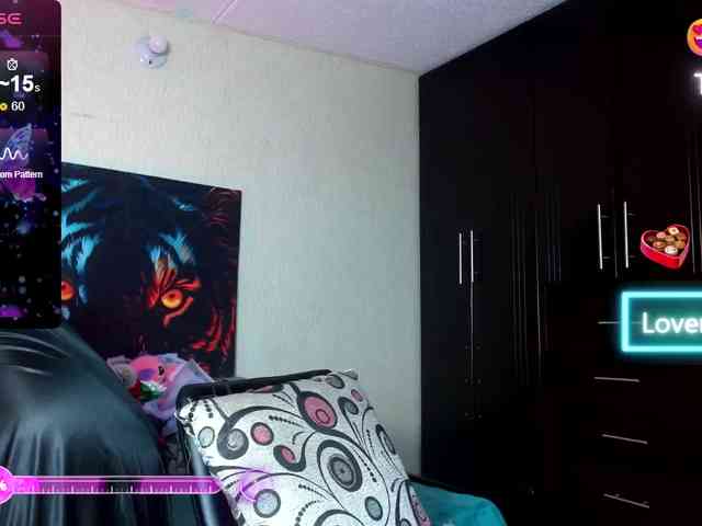 Dark-Velvet webcam