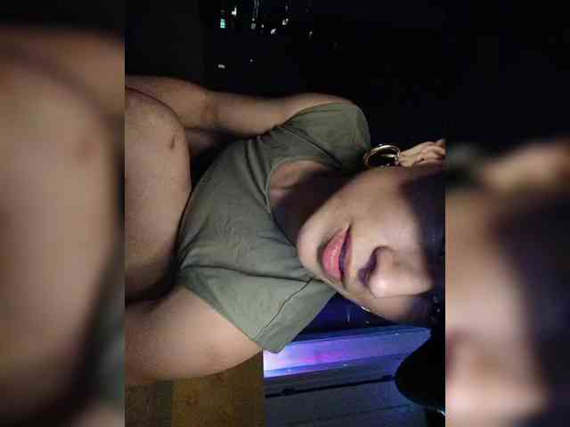 theetriniti webcam