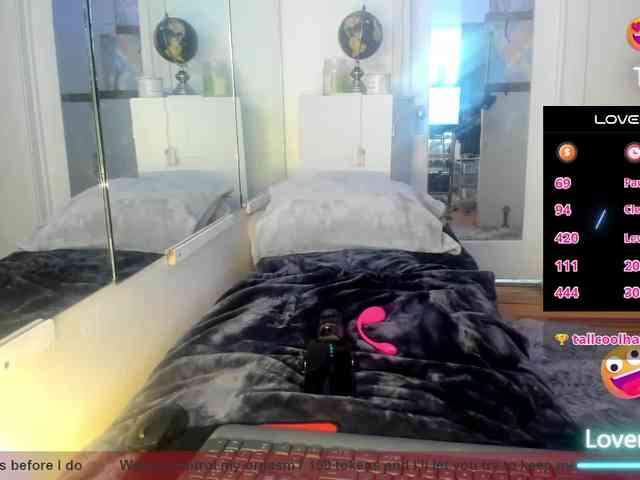 theetriniti webcam