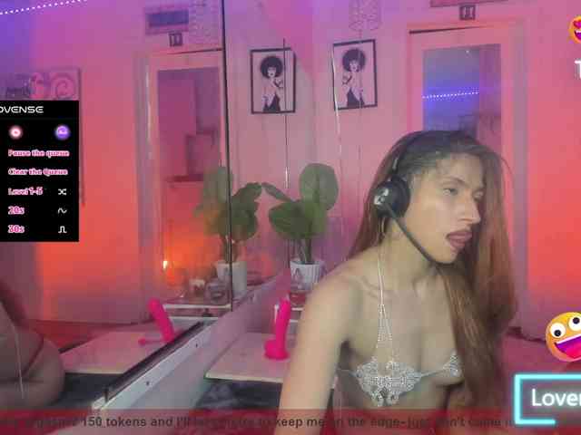theetriniti webcam