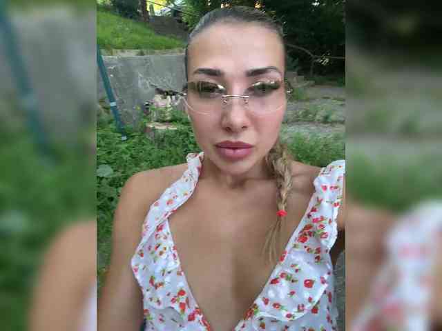online cam fun Rarini