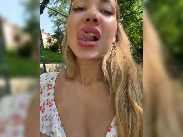 real webcam Rarini