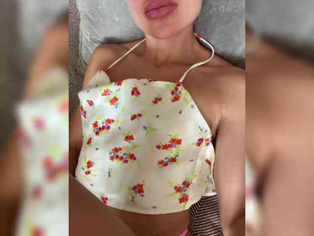 cam random chat Rarini