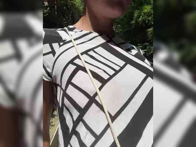 voyeur upskirt Rarini