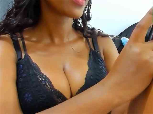 Belinda97 webcam