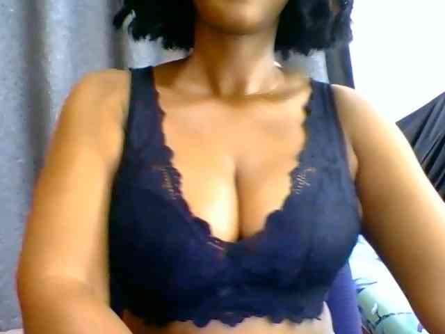 Belinda97 webcam
