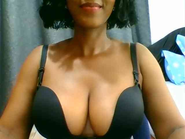 Belinda97 webcam