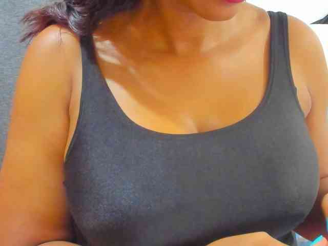 Belinda97 webcam