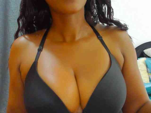 Belinda97 webcam