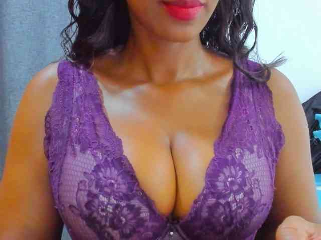 Belinda97 webcam