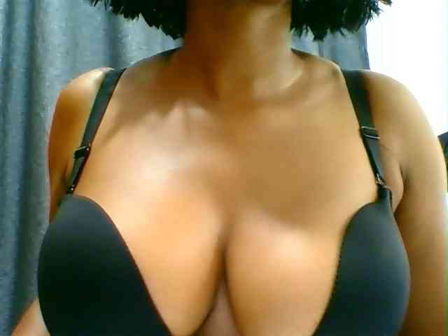 Belinda97 webcam