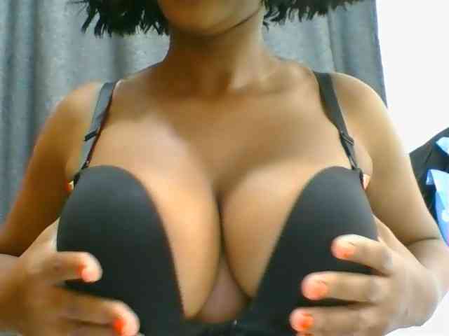 Belinda97 webcam