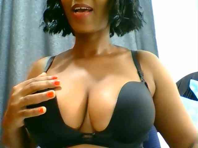 Belinda97 webcam