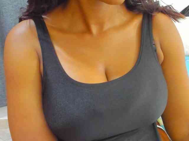 Belinda97 webcam