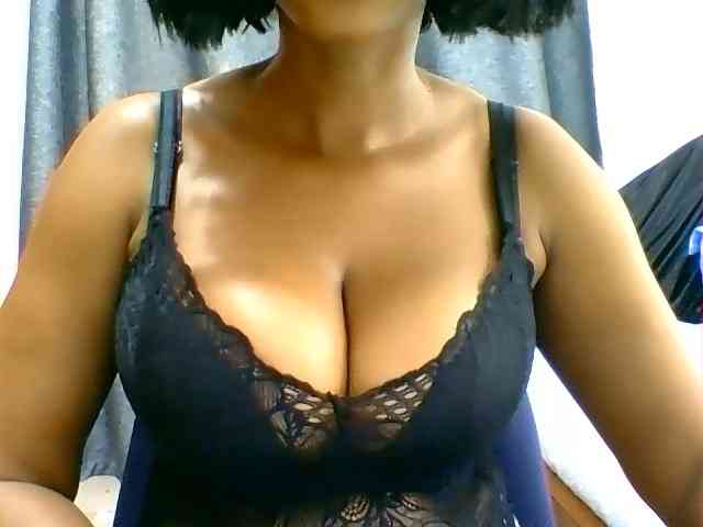 Belinda97 webcam