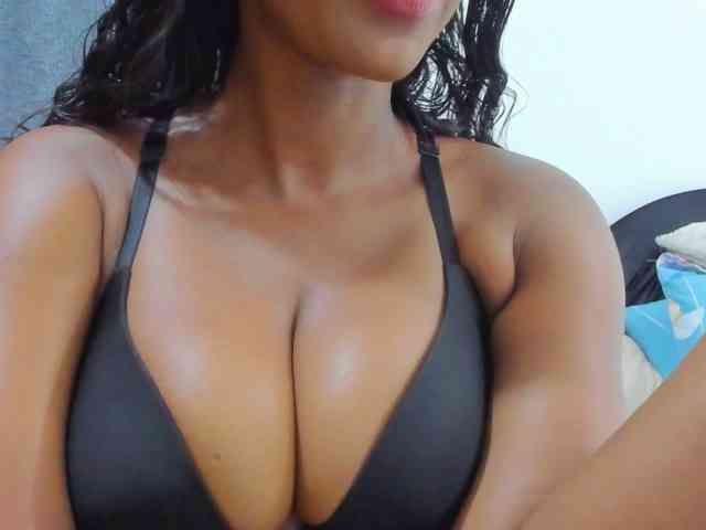 Belinda97 webcam