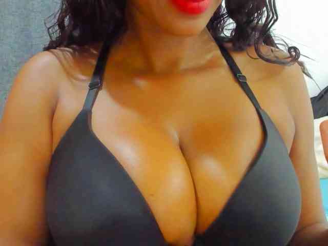 Belinda97 webcam