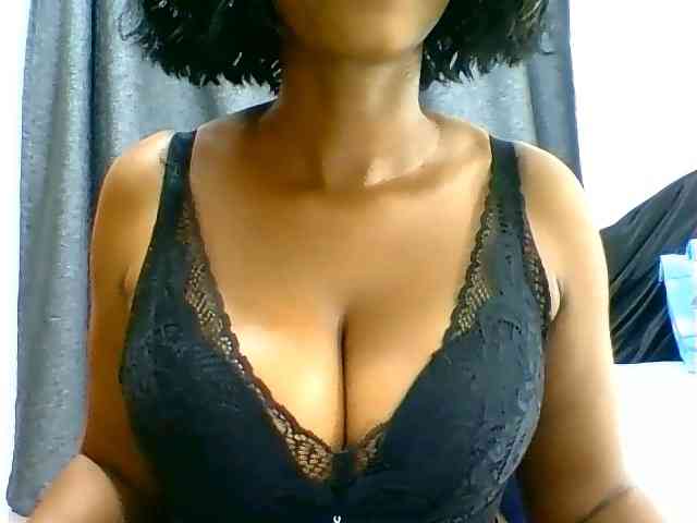 Belinda97 webcam