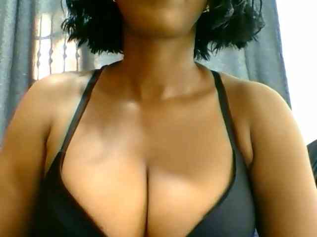 Belinda97 webcam