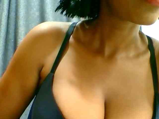 Belinda97 webcam