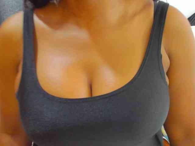 Belinda97 webcam