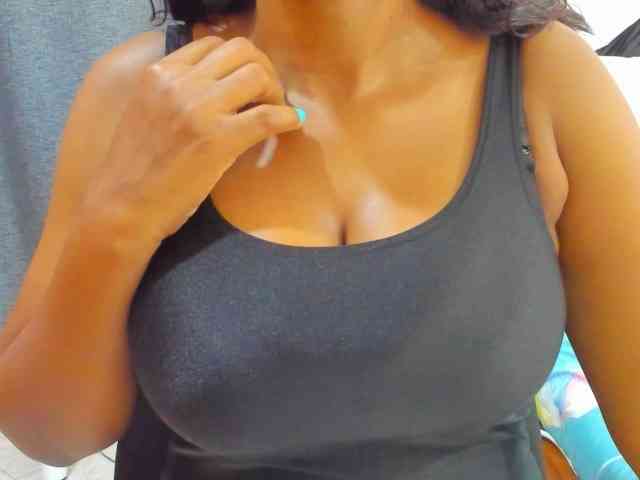 Belinda97 webcam