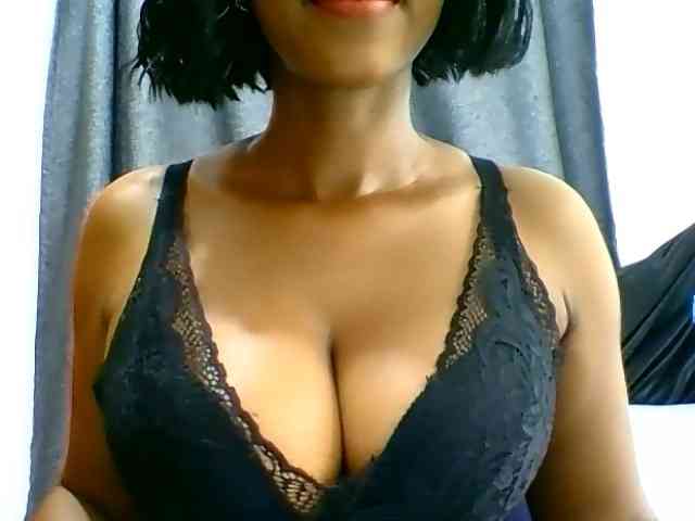 Belinda97 webcam