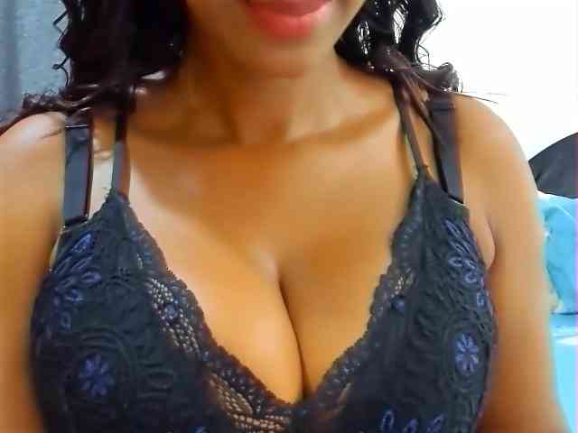 Belinda97 webcam