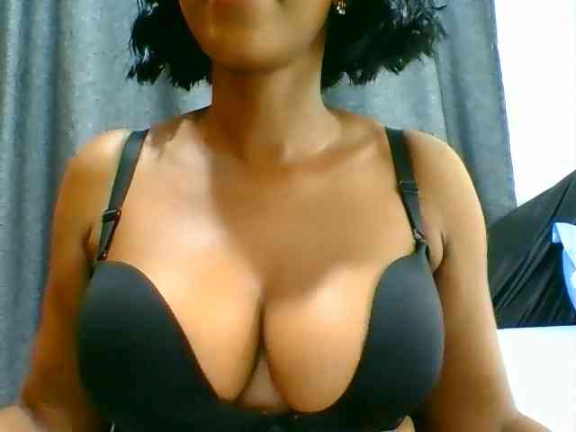 Belinda97 webcam