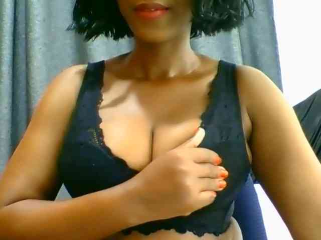 Belinda97 webcam