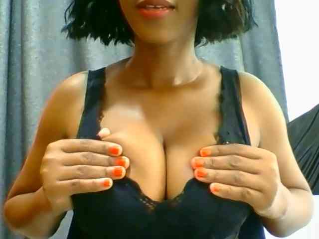 Belinda97 webcam